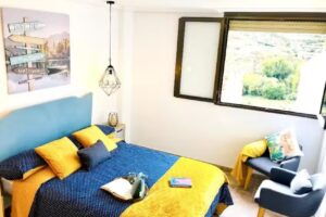 2 bedrooms house with wifi at Viguera