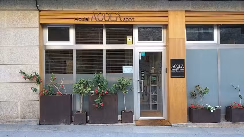 Acol&aacute; Sport Albergue Hostel &ndash; Pontevedra