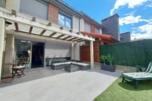 Adosado en Cirueña con Chimenea y barbacoa