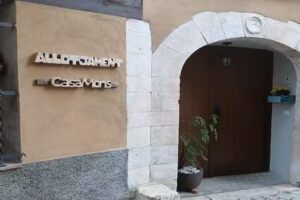 &Agrave;ger Casa Mons | Alojamiento &Agrave;ger