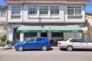 Albergue, caf&eacute; bar central