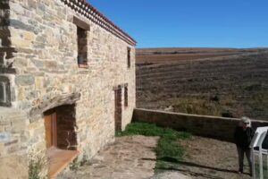 Albergue CORRAL DE LA PE&Ntilde;A