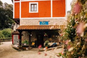 Albergue de peregrinos Aves de Paso