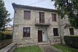 Albergue de peregrinos de La Puebla de Arganz&oacute;n