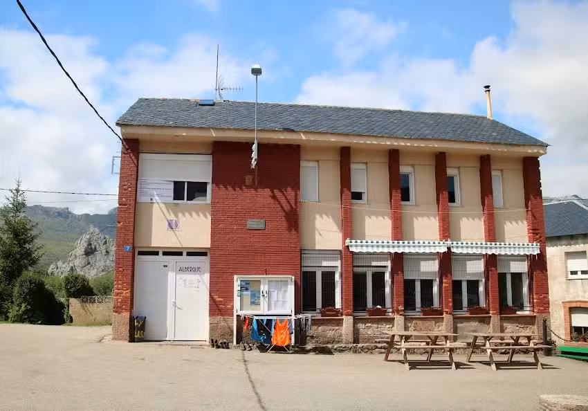 Albergue de Peregrinos de Poladura de la Tercia