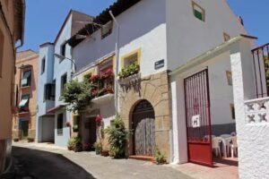 Albergue del R&iacute;o Manubles