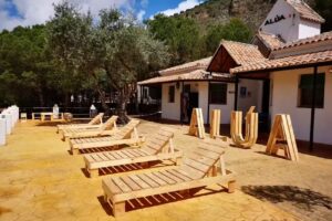 Albergue &ndash; Escuela N&aacute;utica Al&uacute;a Izn&aacute;jar