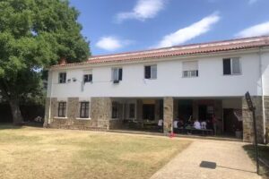 Albergue Francisco Coll &ndash; Veintytress