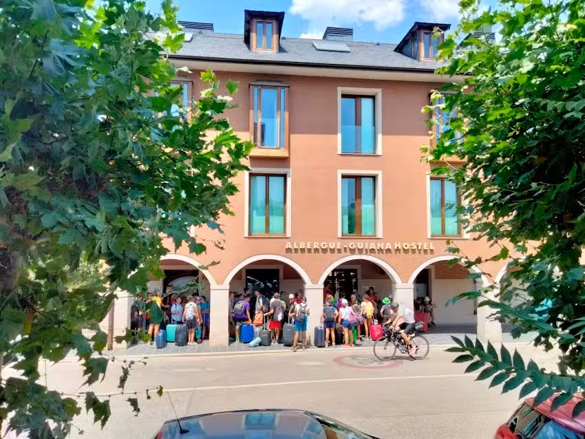 Albergue Guiana-Hostel