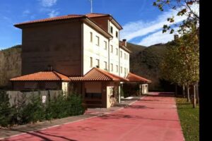 Albergue Juvenil Ezcaray «Molino Viejo» SOLO GRUPOS