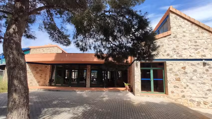 Albergue Juvenil La Marina