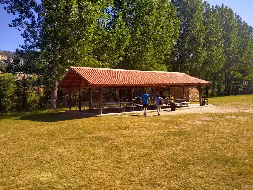Albergue La Ca&ntilde;adilla