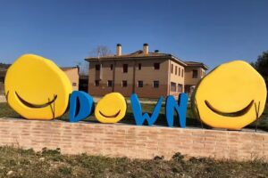 Albergue La Sabina de la Asociaci&oacute;n Down Huesca. Fonz