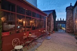 Albergue los Blasones