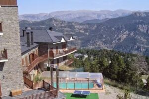 Albergue Mirador Port del Comte (Esportec)