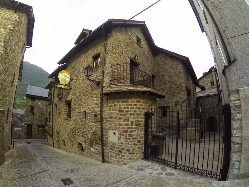 Albergue Monte Perdido Ordesa &ndash; Torla