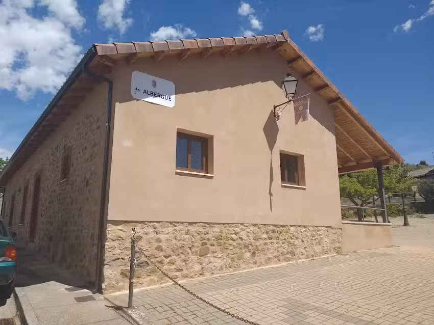 Albergue Municipal de Cabanillas