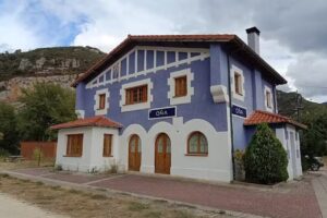 Albergue municipal de O&ntilde;a &ndash; Antigua estaci&oacute;n de ferrocarril