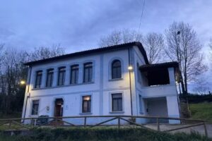 Albergue Municipal de Peregrinos de Cabru&ntilde;ana