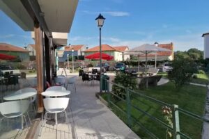 Albergue R&iacute;o Sar