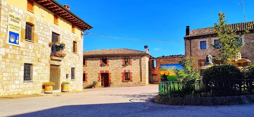 Albergue Santa Marina y Santiago