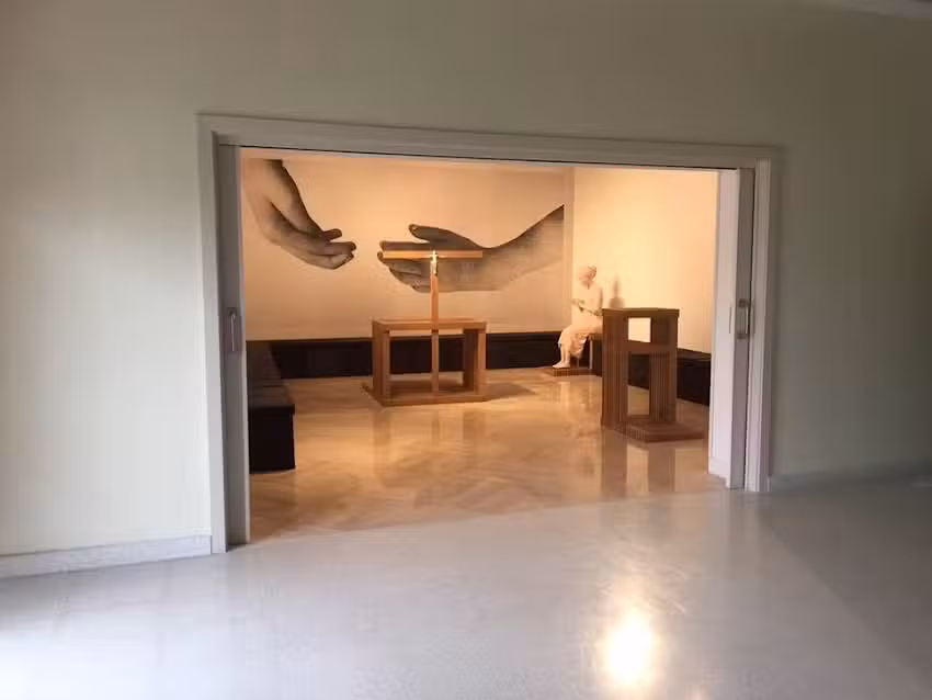 Albergue Santamar&iacute;a de la Paz