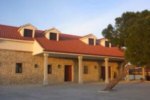 Albus Albi Hotel y Apartamentos Rurales en Madrid