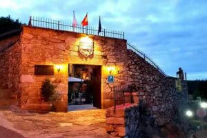 Alc&aacute;zar Milmanda Pensi&oacute;n R&uacute;stica y Eventos