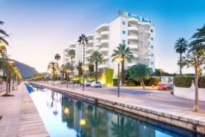 Alcudia Beach Apartments