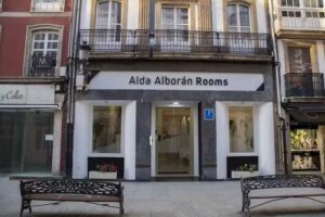 Alda Albor&aacute;n Rooms