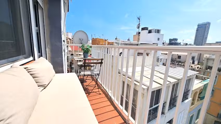 Alicante Plaza Beach Apartamento Superior 5*