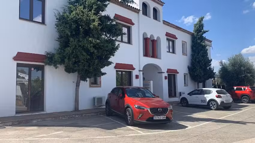 Alisos apartments and Restaurante