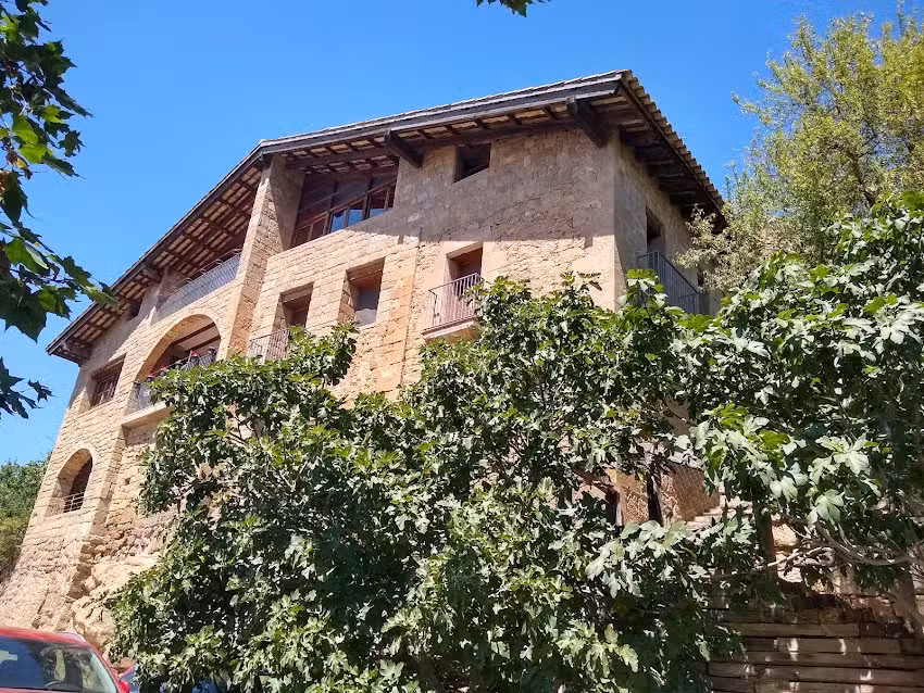 Allotjament castell de Biosca