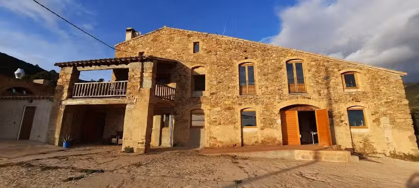 Allotjament veinat Requesens