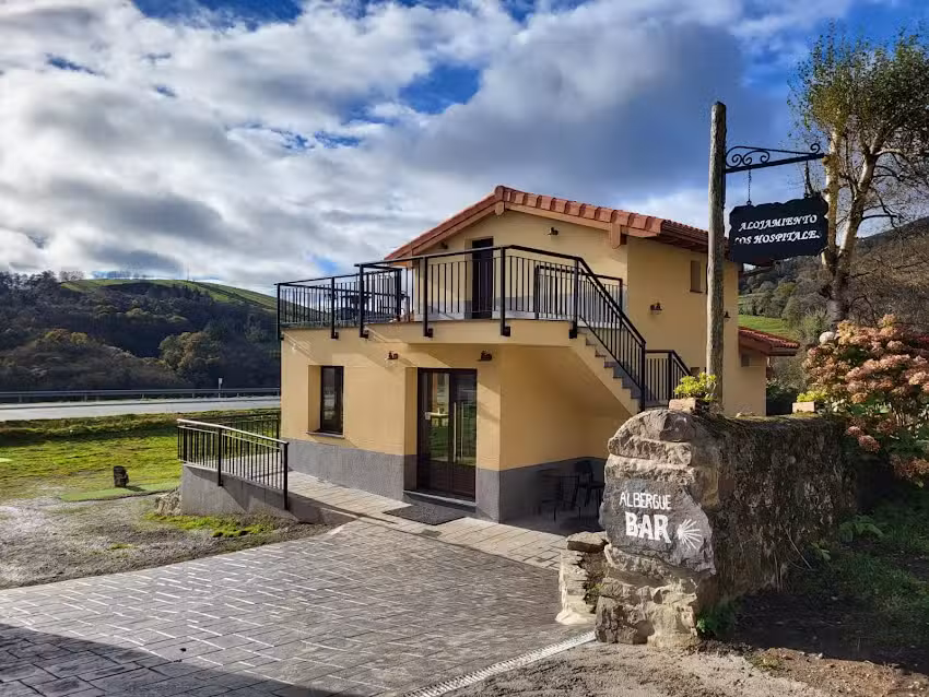 Alojamiento-Albergue Los Hospitales