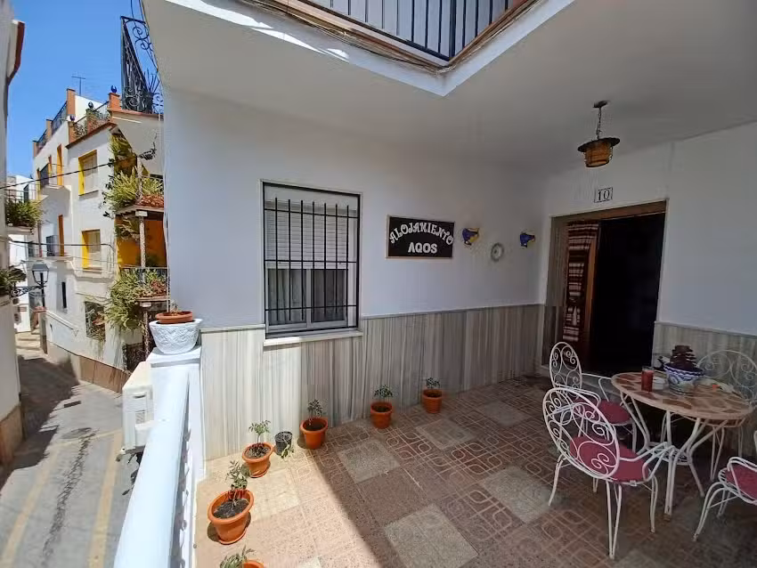 Alojamiento Aqos B&B