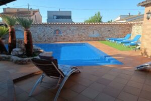 Alojamiento Tur&iacute;stico Parlav&agrave;