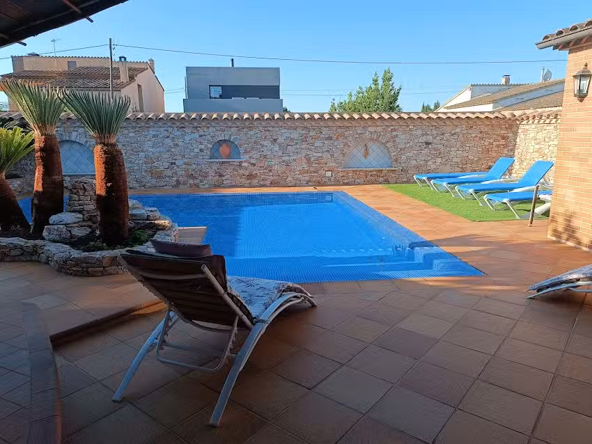 Alojamiento Tur&iacute;stico Parlav&agrave;