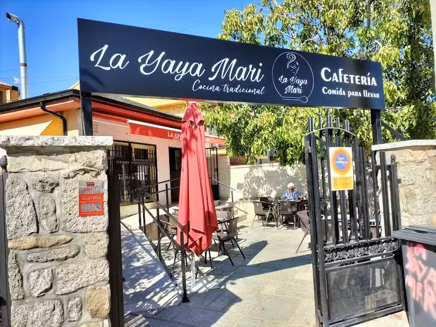 Alojamientos Botica Rural La Cabrera