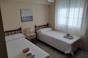 ALOJAMIENTOS G&Aacute;LVEZ