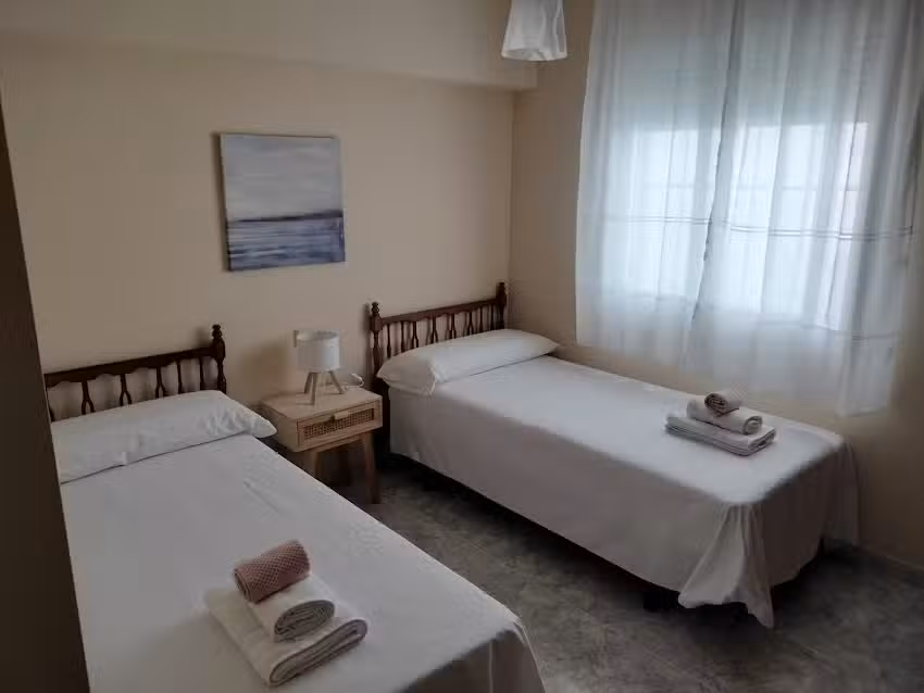 ALOJAMIENTOS G&Aacute;LVEZ