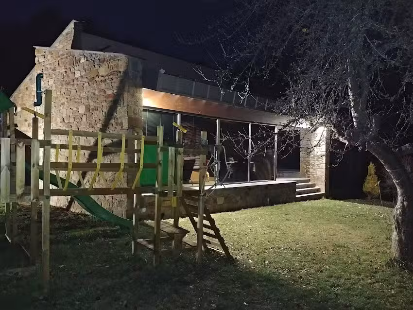 ALOJAMIENTOS MAREL . Marel Villarino de Sanabria