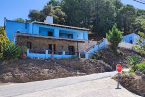 Alojamientos Rurales J&uacute;zcar