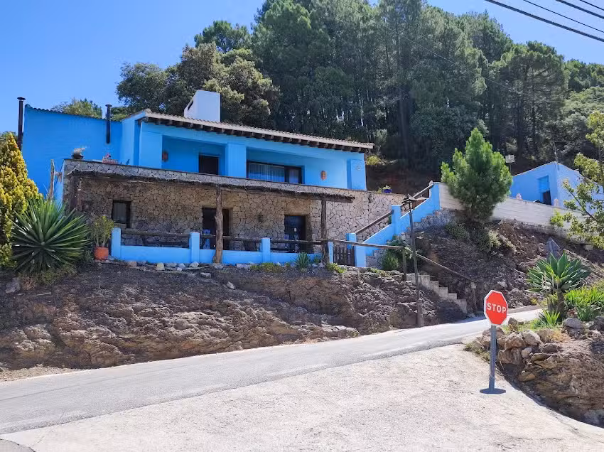 Alojamientos Rurales J&uacute;zcar