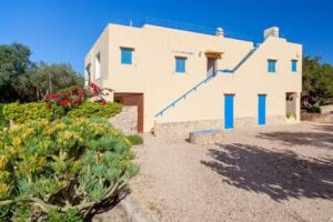 Alojamientos Tur&iacute;sticos Can Granada