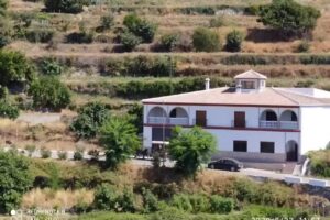 Alquiler casa tejo , en pleno parque natural sierra tejeda almijara y alhama.