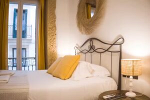 Amona Teresa Hotelito I Alojamiento Boutique en la Parte Vieja de San Sebasti&aacute;n