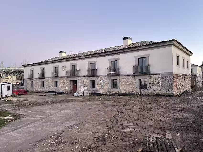Antiguo Parador Nacional de Villacast&iacute;n (1961-1983) (En rehabilitaci&oacute;n)
