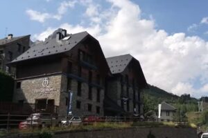 Apartahotel Tres Qui&ntilde;ones