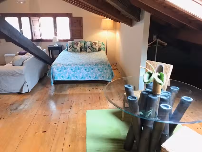 Apartamento Buhardillacimadevilla